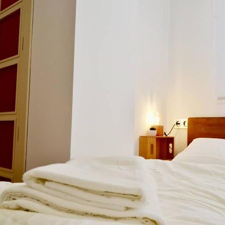 Hola Valencia - Holiday Apartments Eksteriør bilde